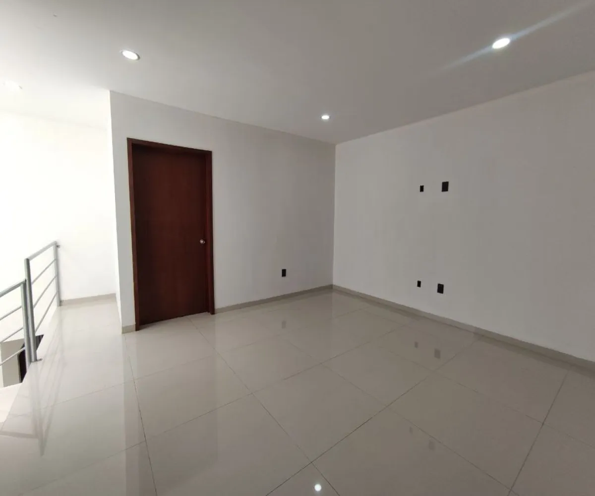 Casa En Venta,Cortijo San Agustin,Cerrada del Labrador 14, Tlajomulco de Zúñiga, Jalisco 45645, 3 Habitaciones,2 Baños,Cerrada del Labrador,2,pvN4ZTM