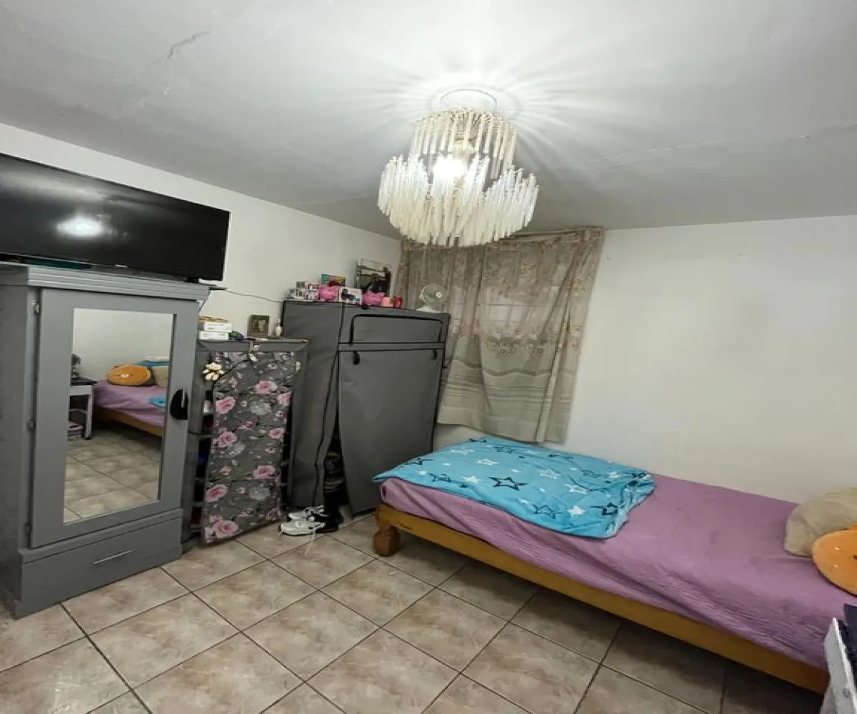 Casa En Venta,Colón Industrial,Juan Sebastián El Cano 2567, Guadalajara, Jalisco 44930, 6 Habitaciones,4 Baños,Juan Sebastián El Cano,1,pdj3HfJ