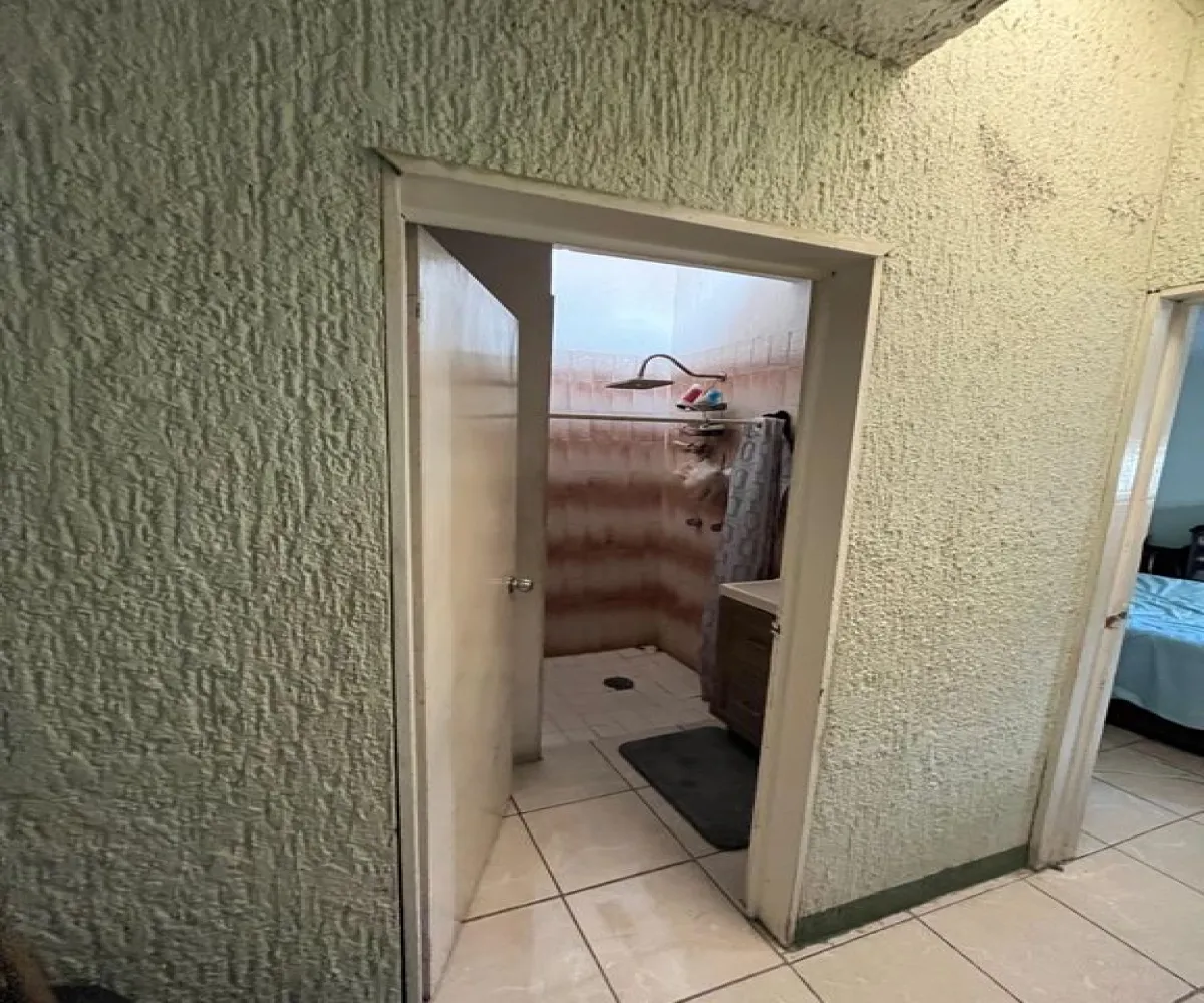 Casa En Venta,Colón Industrial,Juan Sebastián El Cano 2567, Guadalajara, Jalisco 44930, 6 Habitaciones,4 Baños,Juan Sebastián El Cano,1,pdj3HfJ