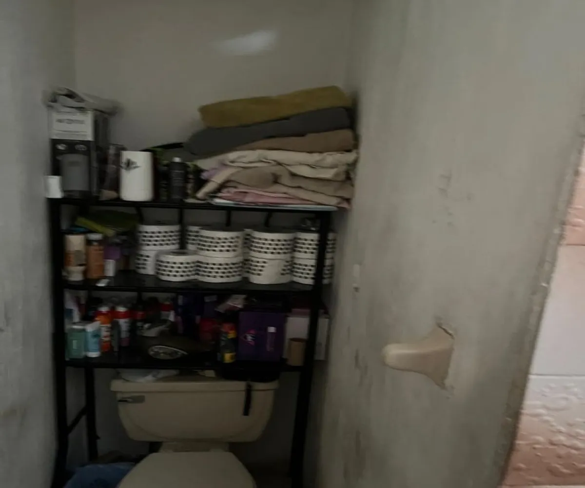 Casa En Venta,Colón Industrial,Juan Sebastián El Cano 2567, Guadalajara, Jalisco 44930, 6 Habitaciones,4 Baños,Juan Sebastián El Cano,1,pdj3HfJ