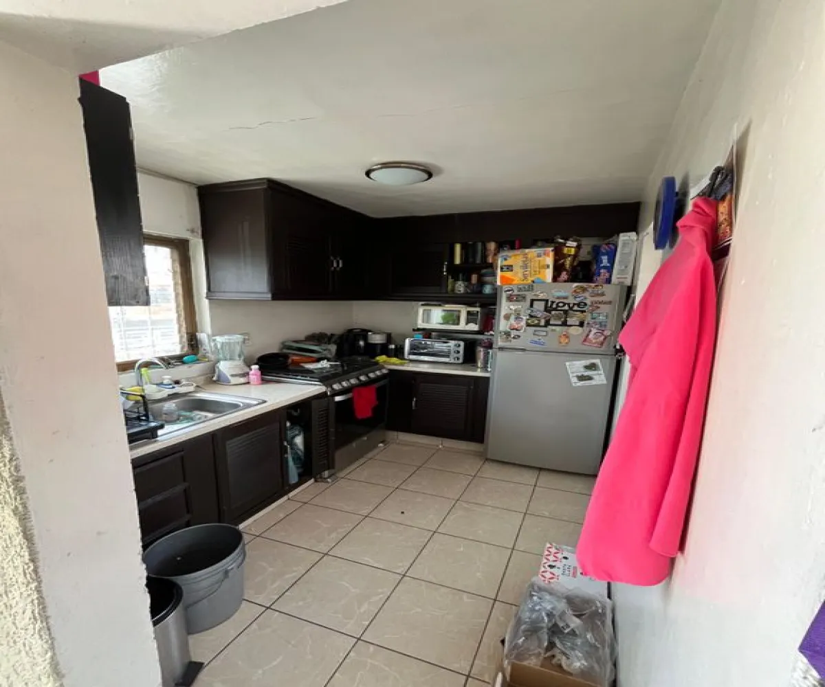 Casa En Venta,Colón Industrial,Juan Sebastián El Cano 2567, Guadalajara, Jalisco 44930, 6 Habitaciones,4 Baños,Juan Sebastián El Cano,1,pdj3HfJ