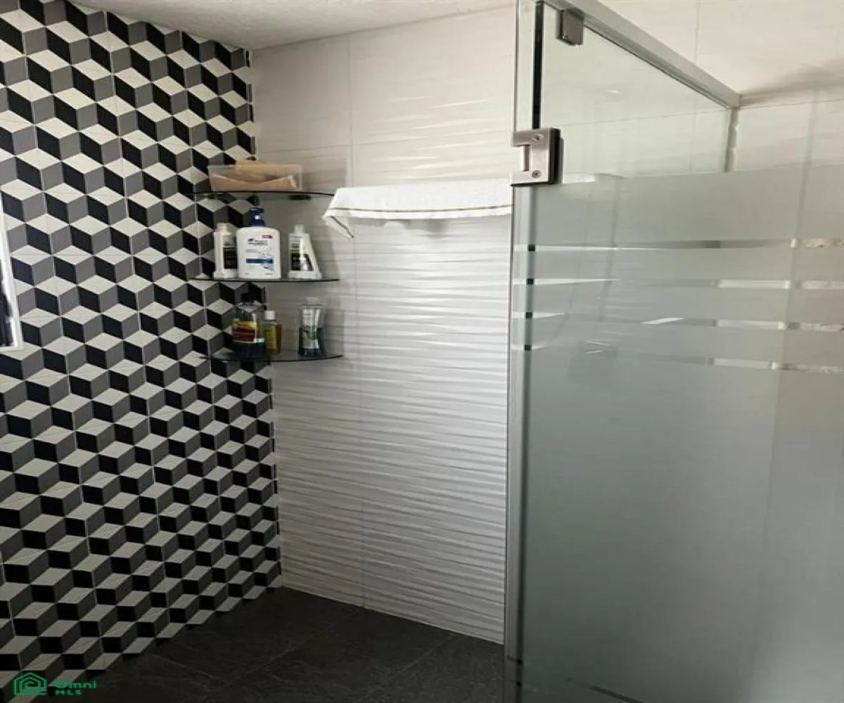 Casa En Venta,El Palomar,Paseo del Agua 192, Tlajomulco de Zuniga, Jalisco 45643, 5 Habitaciones,5 Baños,Paseo del Agua,MX25990081