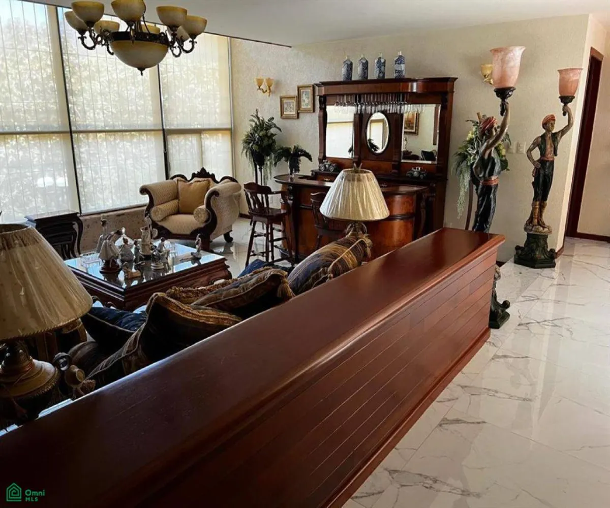 Casa En Venta,El Palomar,Paseo del Agua 192, Tlajomulco de Zuniga, Jalisco 45643, 5 Habitaciones,5 Baños,Paseo del Agua,MX25990081