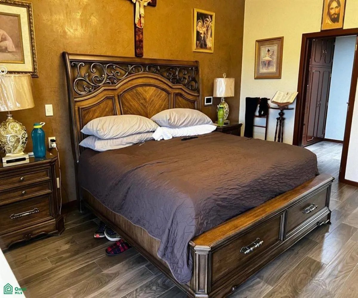 Casa En Venta,El Palomar,Paseo del Agua 192, Tlajomulco de Zuniga, Jalisco 45643, 5 Habitaciones,5 Baños,Paseo del Agua,MX25990081