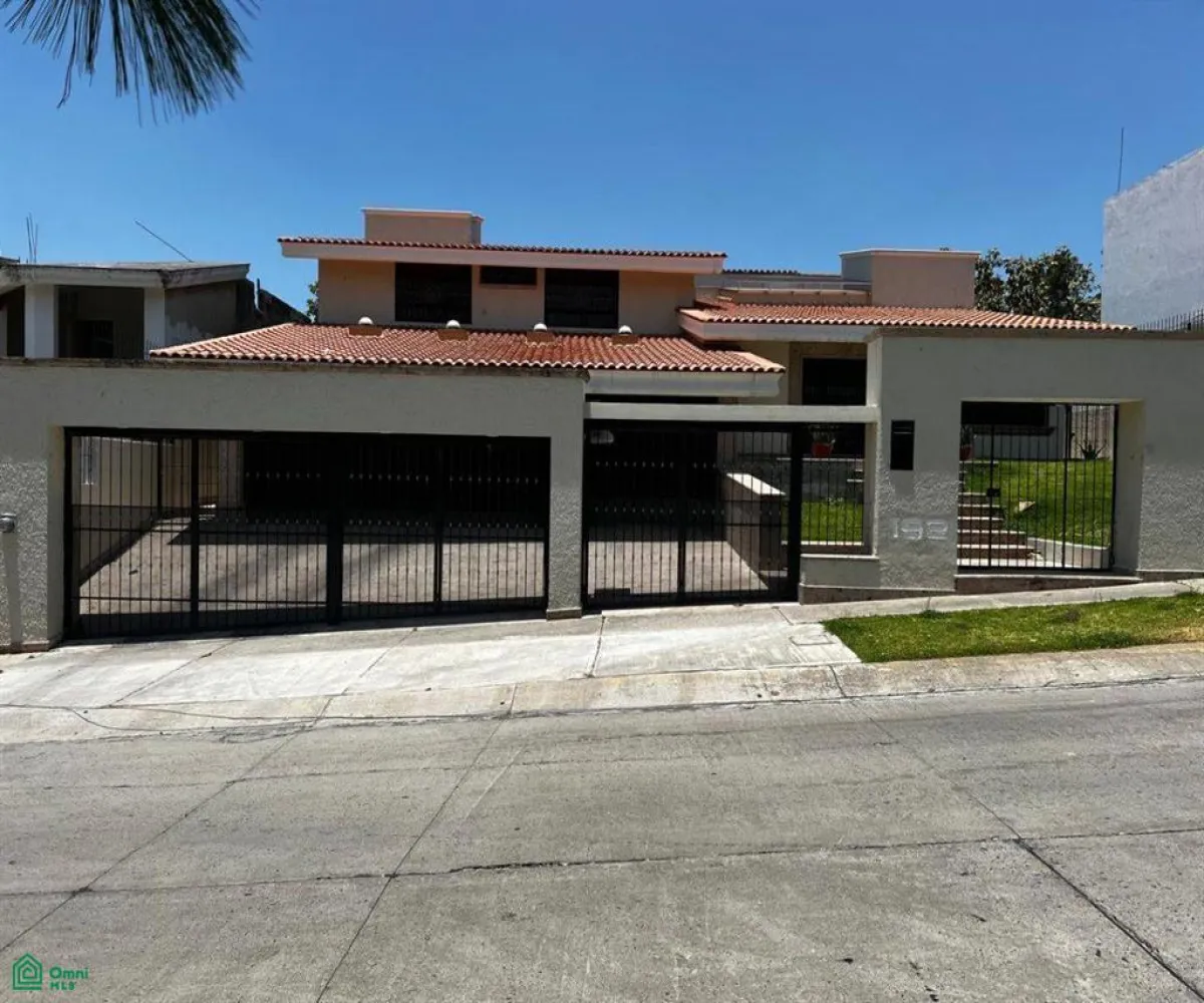 Casa En Venta,El Palomar,Paseo del Agua 192, Tlajomulco de Zuniga, Jalisco 45643, 5 Habitaciones,5 Baños,Paseo del Agua,MX25990081