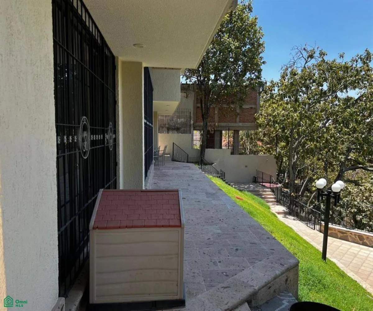 Casa En Venta,El Palomar,Paseo del Agua 192, Tlajomulco de Zuniga, Jalisco 45643, 5 Habitaciones,5 Baños,Paseo del Agua,MX25990081