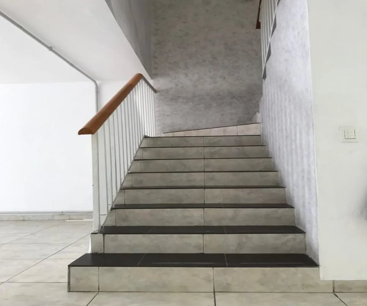 Casa En Renta,Jardines del Bosque,Lorenzana 766, Guadalajara, Jalisco 44520,3 Baños,Lorenzana,2,pbORbvQ