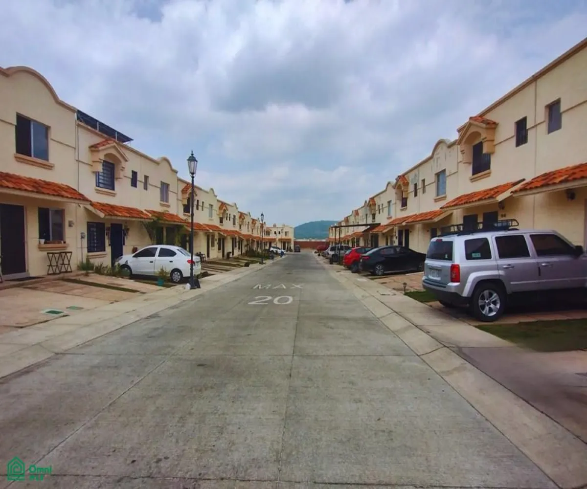 Casa En Venta,Residencial Alta California,ALTA SIERRA 8837, Tlajomulco de Zuniga, Jalisco 45645, 3 Habitaciones,2 Baños,ALTA SIERRA,MX25990317