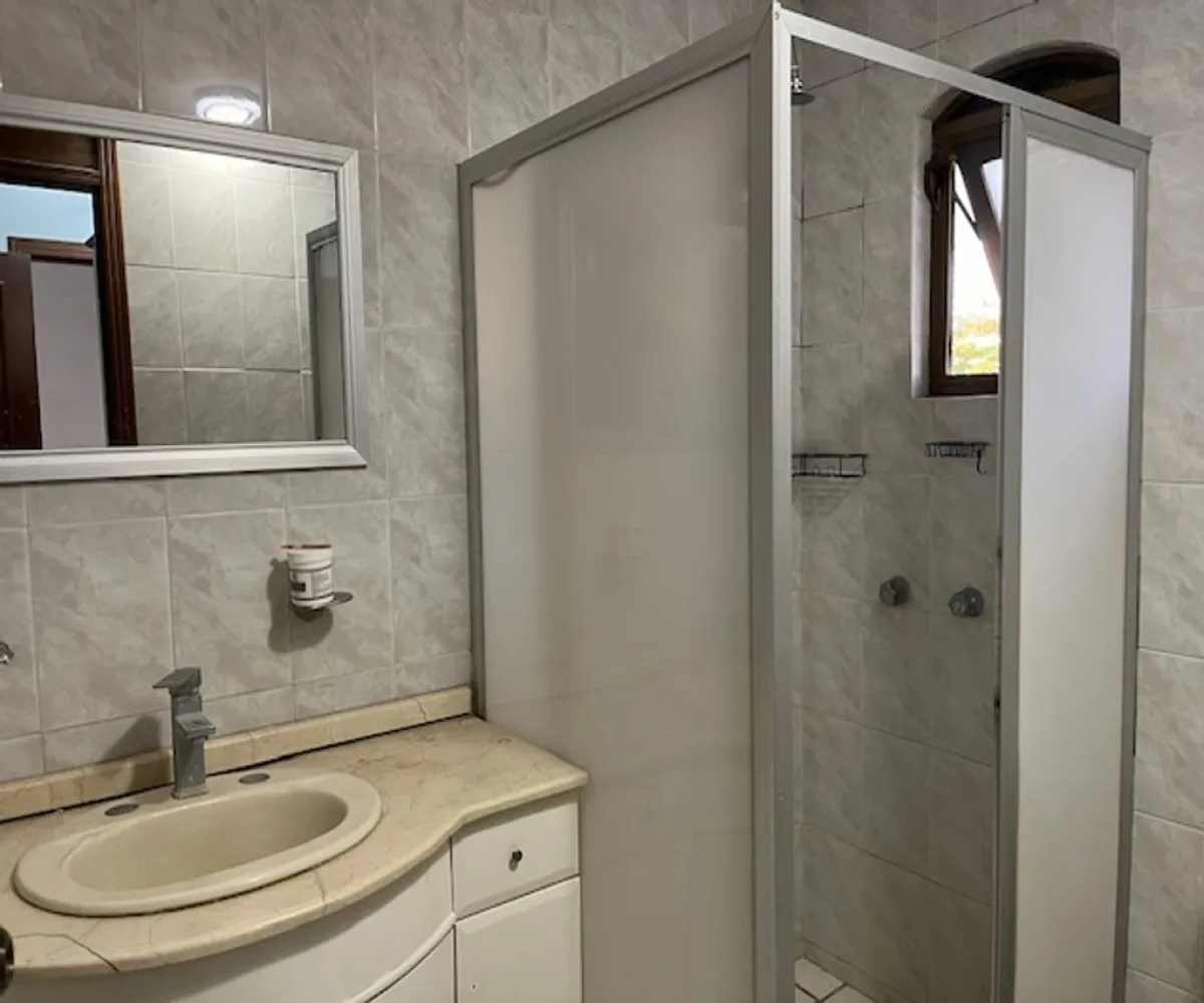 Casa En Venta,Virreyes Residencial,avenida Naciones Unidas 6655 d3, Zapopan, Jalisco 45117, 3 Habitaciones,4 Baños,avenida Naciones Unidas,2,pKpTyhx