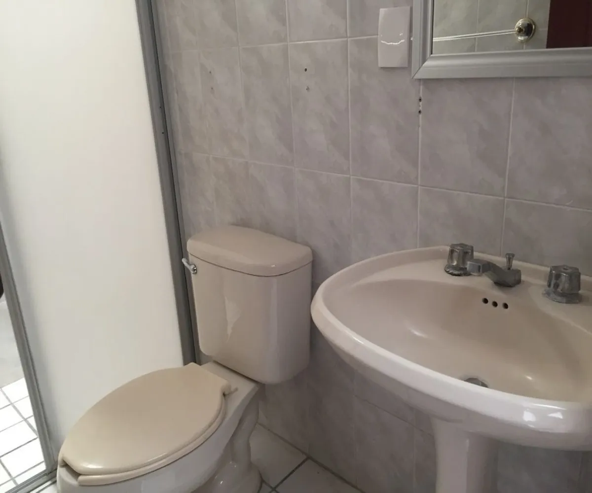 Casa En Venta,Virreyes Residencial,avenida Naciones Unidas 6655 d3, Zapopan, Jalisco 45117, 3 Habitaciones,4 Baños,avenida Naciones Unidas,2,pKpTyhx