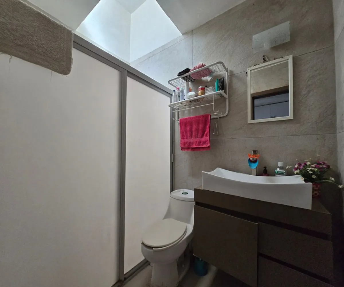 Casa En Venta,jardines del sol,Tulum 3996, Zapopan, Jalisco 45050, 4 Habitaciones,3 Baños,Tulum,1,pOoEm10