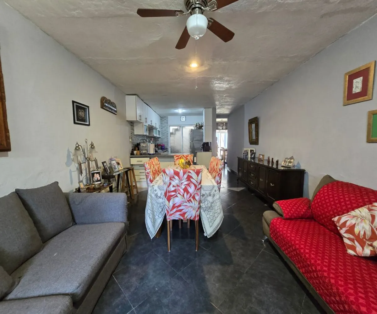 Casa En Venta,jardines del sol,Tulum 3996, Zapopan, Jalisco 45050, 4 Habitaciones,3 Baños,Tulum,1,pOoEm10