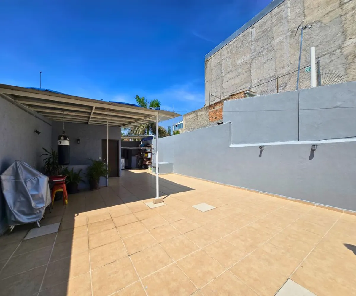 Casa En Venta,jardines del sol,Tulum 3996, Zapopan, Jalisco 45050, 4 Habitaciones,3 Baños,Tulum,1,pOoEm10