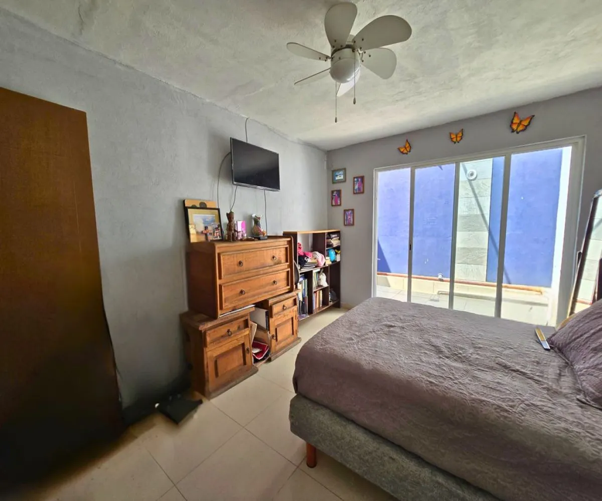 Casa En Venta,jardines del sol,Tulum 3996, Zapopan, Jalisco 45050, 4 Habitaciones,3 Baños,Tulum,1,pOoEm10