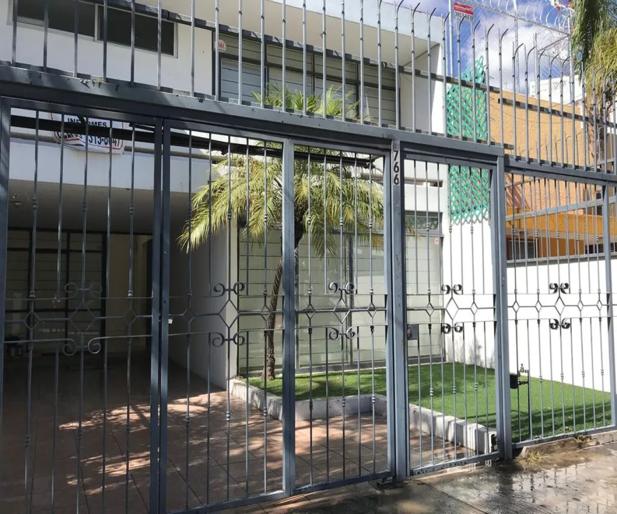 Casa En Renta,Jardines del Bosque,Lorenzana 766, Guadalajara, Jalisco 44520, 3 Habitaciones,3 Baños,Lorenzana,2,pUbIMZj