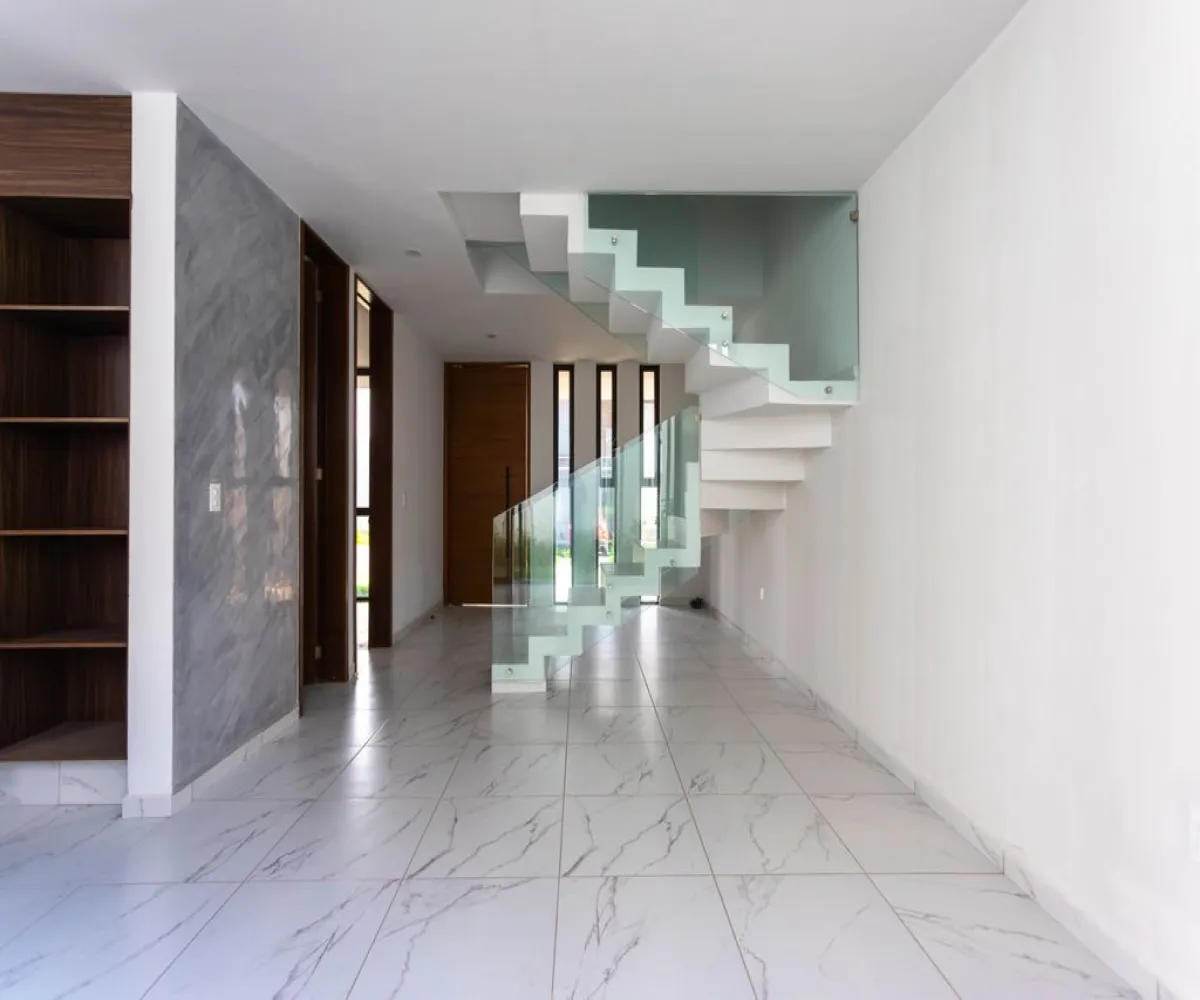 Casa En Venta,Capital Norte,Avenida F 5250 179, Zapopan, Jalisco 45134, 3 Habitaciones,4 Baños,Avenida F,3,ptfA1iJ