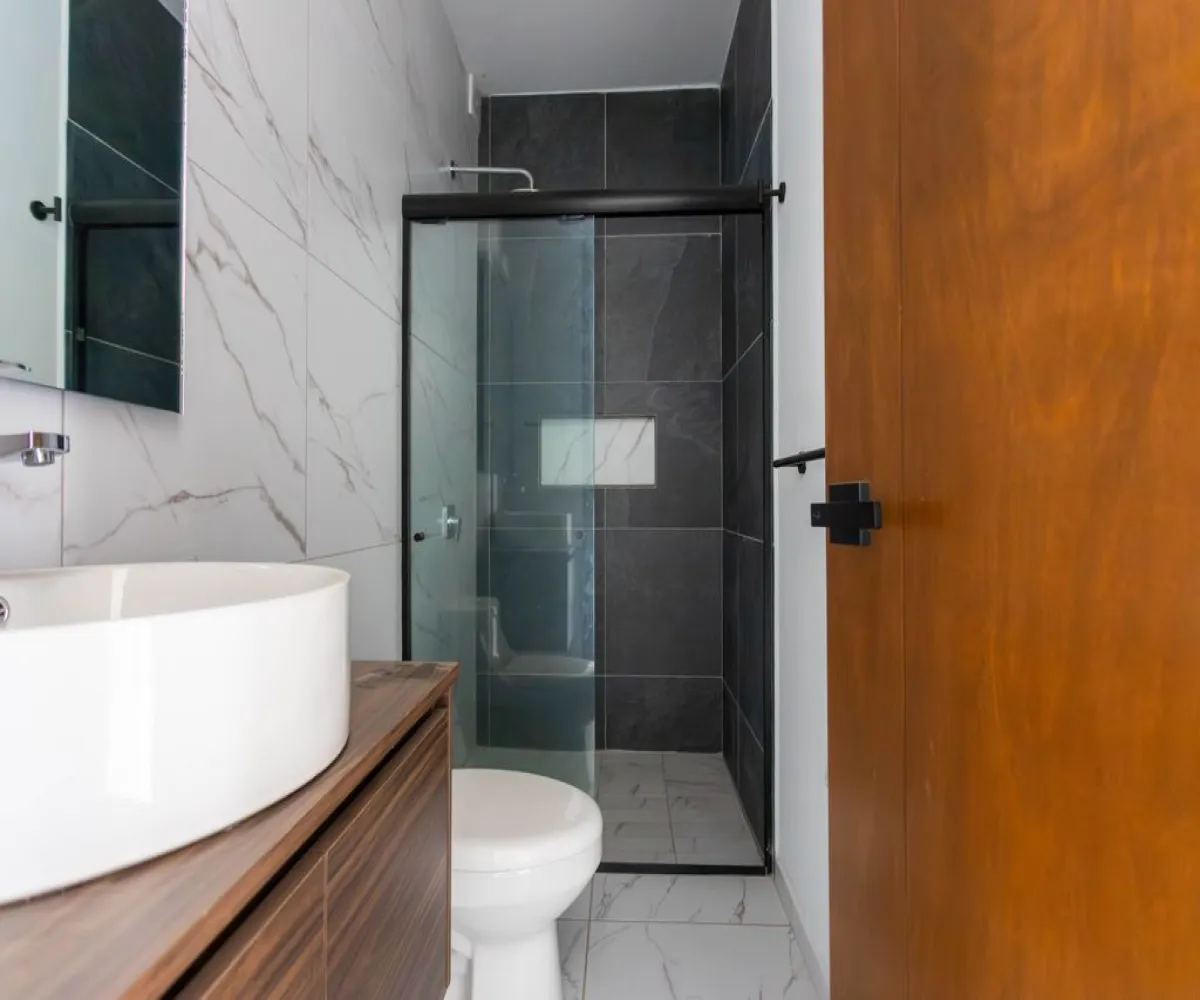 Casa En Venta,Capital Norte,Avenida F 5250 179, Zapopan, Jalisco 45134, 3 Habitaciones,4 Baños,Avenida F,3,ptfA1iJ