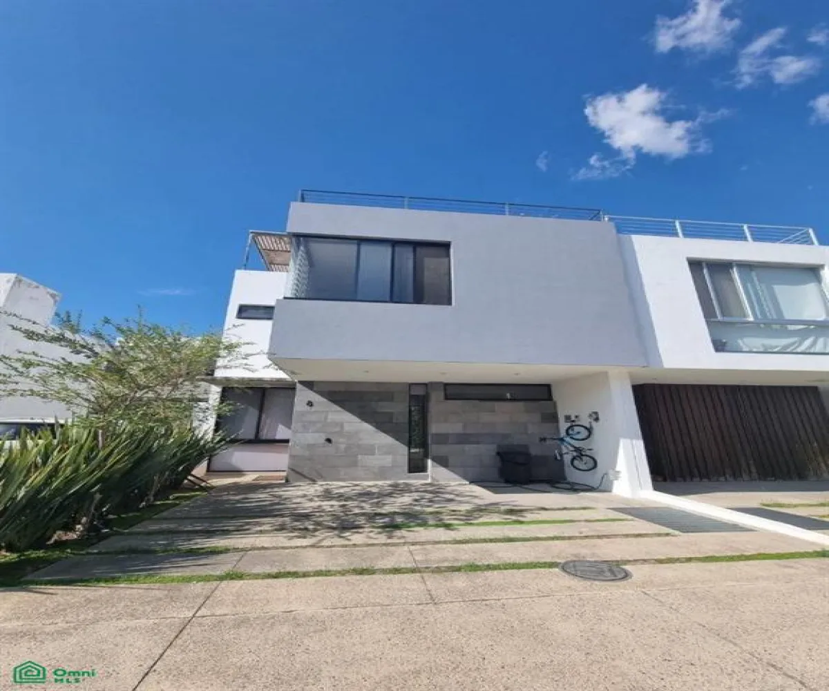 Casa En Renta,Punto Sur,Av. Alameda Punto Sur 6187, Tlajomulco de Zuniga, Jalisco 45645, 3 Habitaciones,2 Baños,Av. Alameda Punto Sur,3,MX25991065