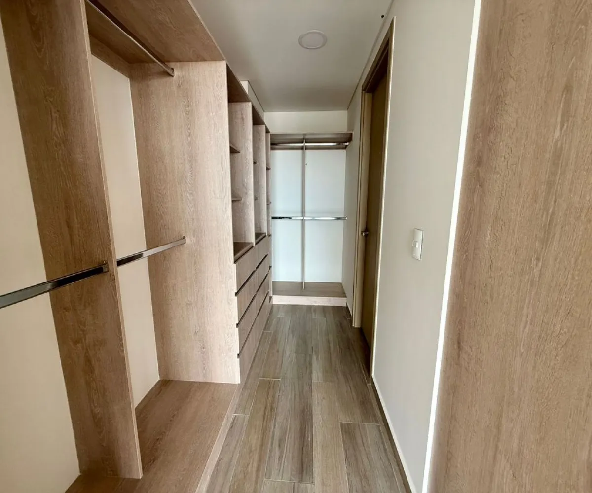 Departamento En Renta,Monraz,Avenida Aztecas 870, Guadalajara, Jalisco 44670, 1 Cuarto,1 Baño,Avenida Aztecas,1,pC4b5FA