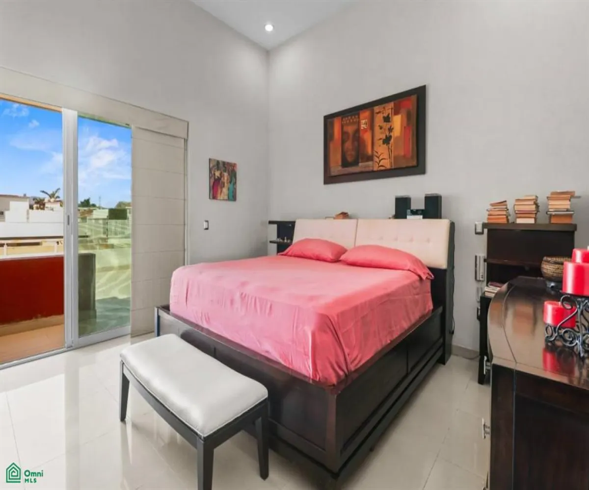 Casa En Venta,Residencial Fluvial Vallarta,Rio Cutzmala 114, Puerto Vallarta, Jalisco 48312, 4 Habitaciones,3 Baños,Rio Cutzmala,2,MX25991509