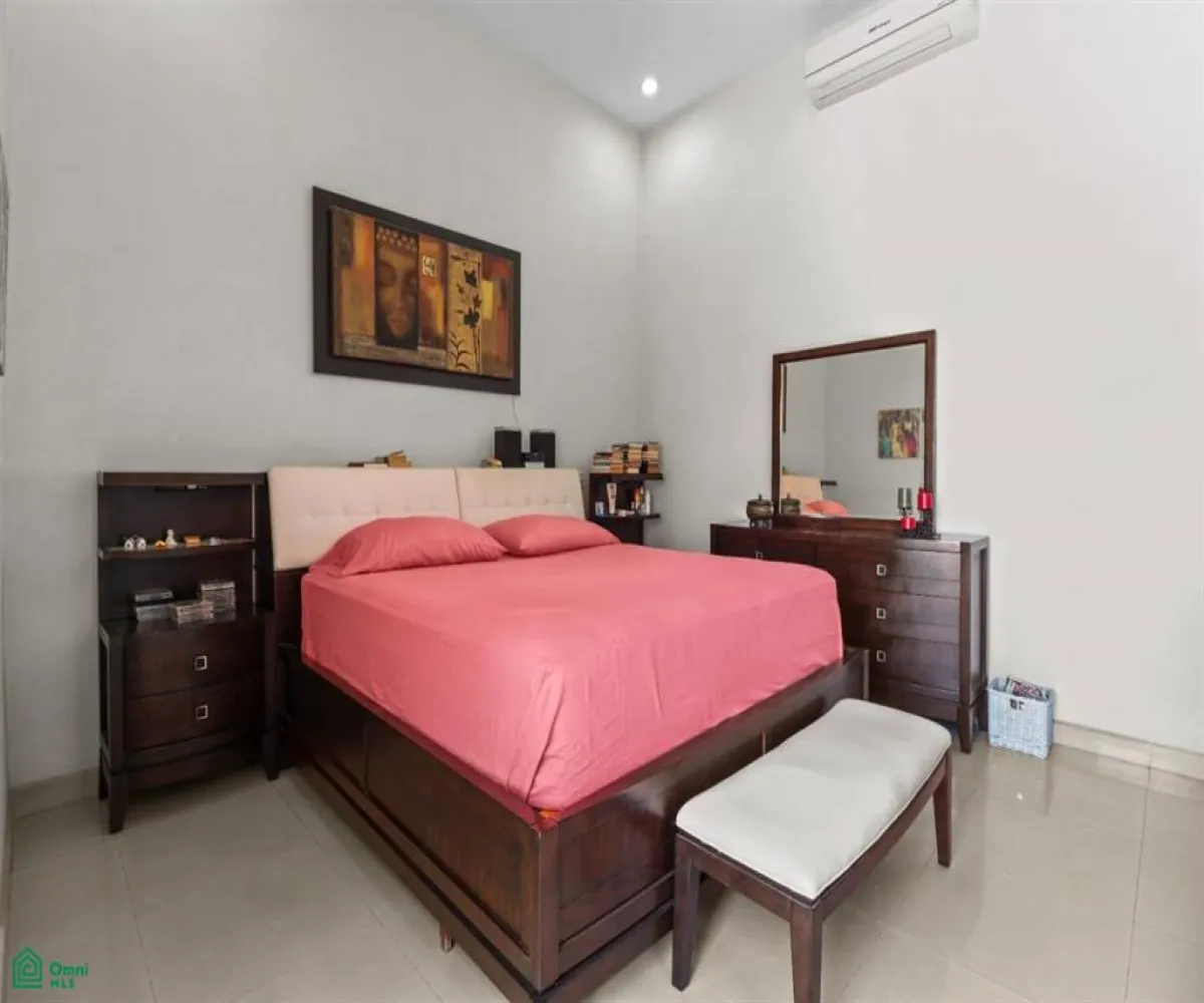 Casa En Venta,Residencial Fluvial Vallarta,Rio Cutzmala 114, Puerto Vallarta, Jalisco 48312, 4 Habitaciones,3 Baños,Rio Cutzmala,2,MX25991509