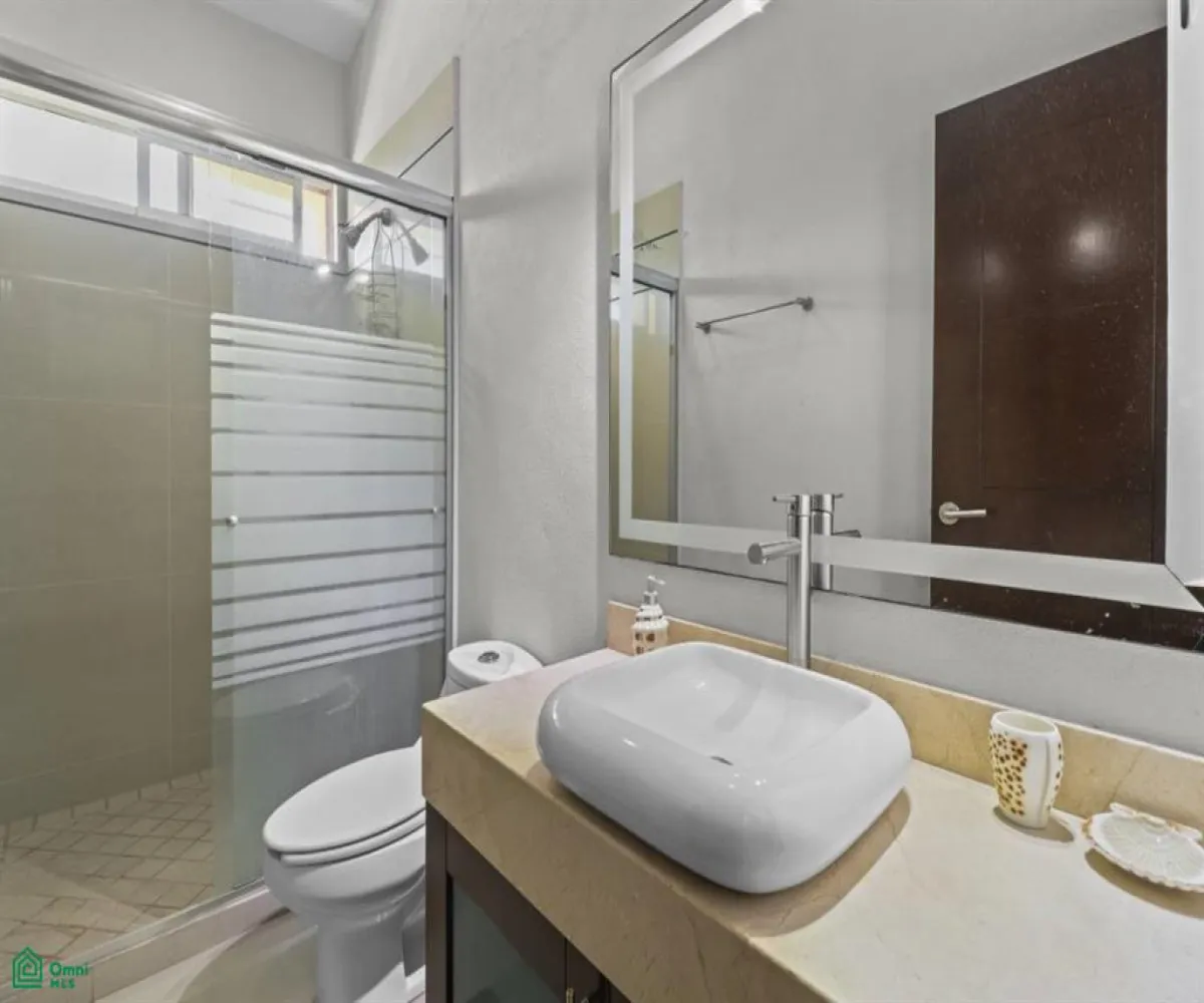 Casa En Venta,Residencial Fluvial Vallarta,Rio Cutzmala 114, Puerto Vallarta, Jalisco 48312, 4 Habitaciones,3 Baños,Rio Cutzmala,2,MX25991509