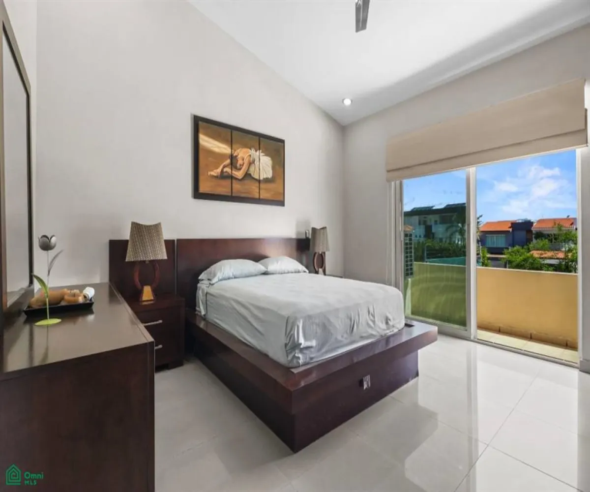 Casa En Venta,Residencial Fluvial Vallarta,Rio Cutzmala 114, Puerto Vallarta, Jalisco 48312, 4 Habitaciones,3 Baños,Rio Cutzmala,2,MX25991509