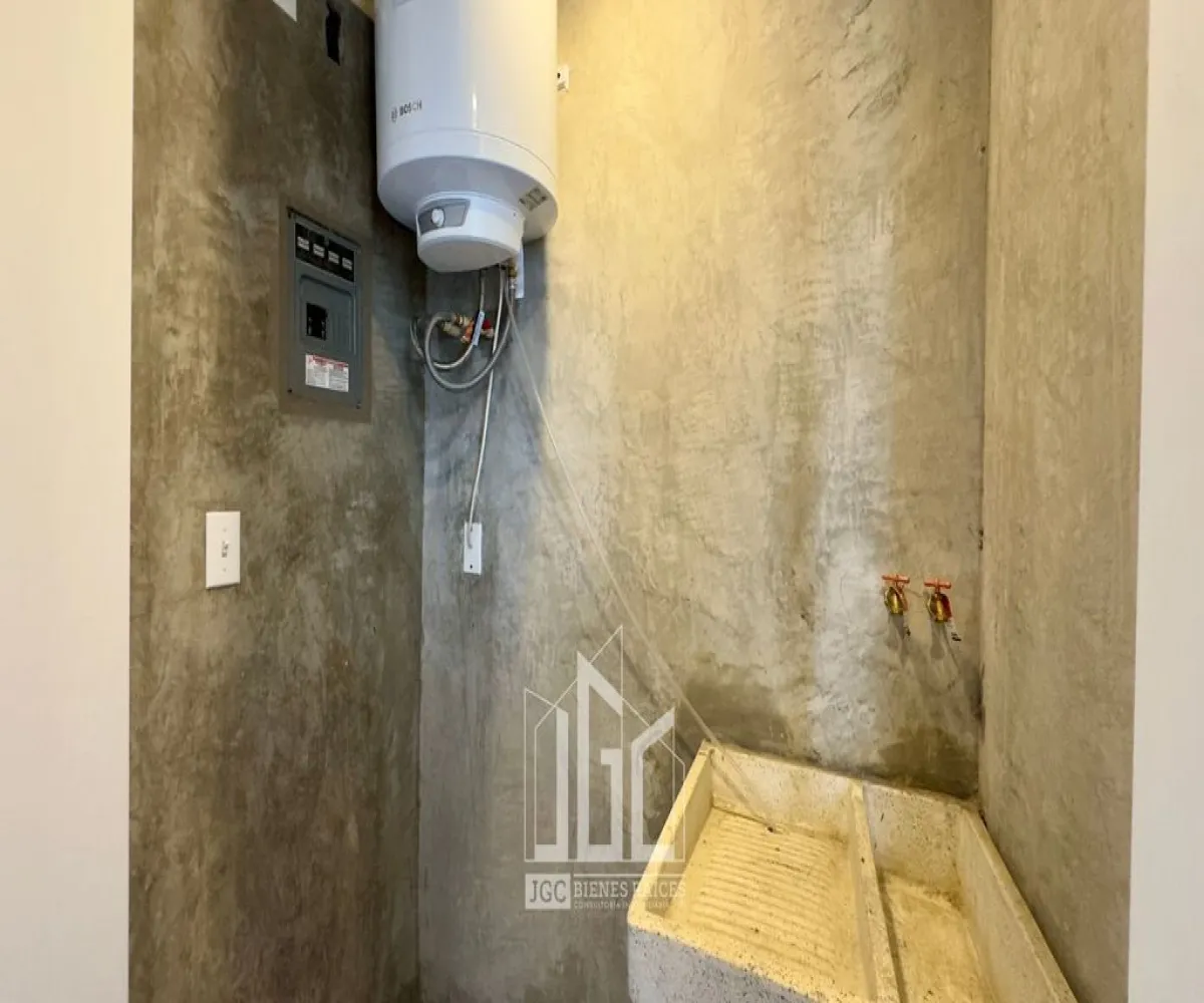 Departamento En Venta,Zona Centro,Calle José María Morelos 1134, Guadalajara, Jalisco 44100, 1 Cuarto,1 Baño,Calle José María Morelos,2,pF3bs0J