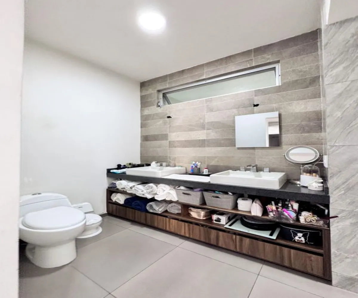 Casa En Venta,Girasoles Acueducto,Jazmines 1217, Zapopan, Jalisco 45138, 3 Habitaciones,3 Baños,Jazmines,3,pEgyeGN