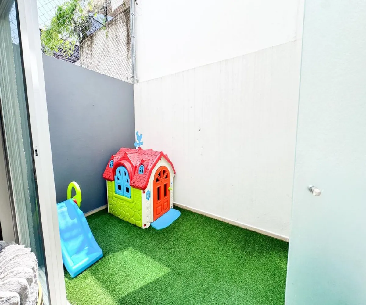 Casa En Venta,Girasoles Acueducto,Jazmines 1217, Zapopan, Jalisco 45138, 3 Habitaciones,3 Baños,Jazmines,3,pEgyeGN