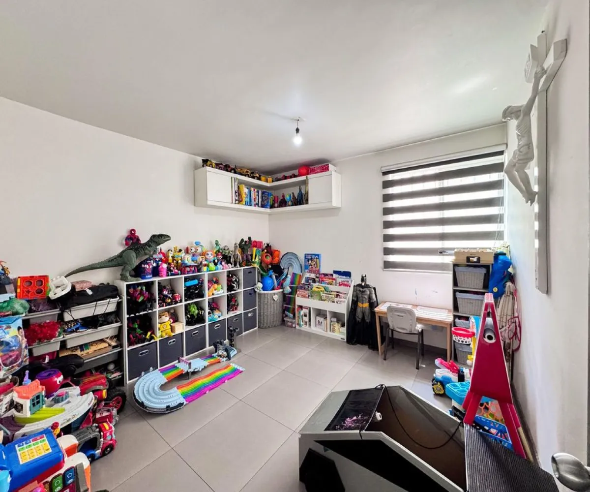 Casa En Venta,Girasoles Acueducto,Jazmines 1217, Zapopan, Jalisco 45138, 3 Habitaciones,3 Baños,Jazmines,3,pEgyeGN