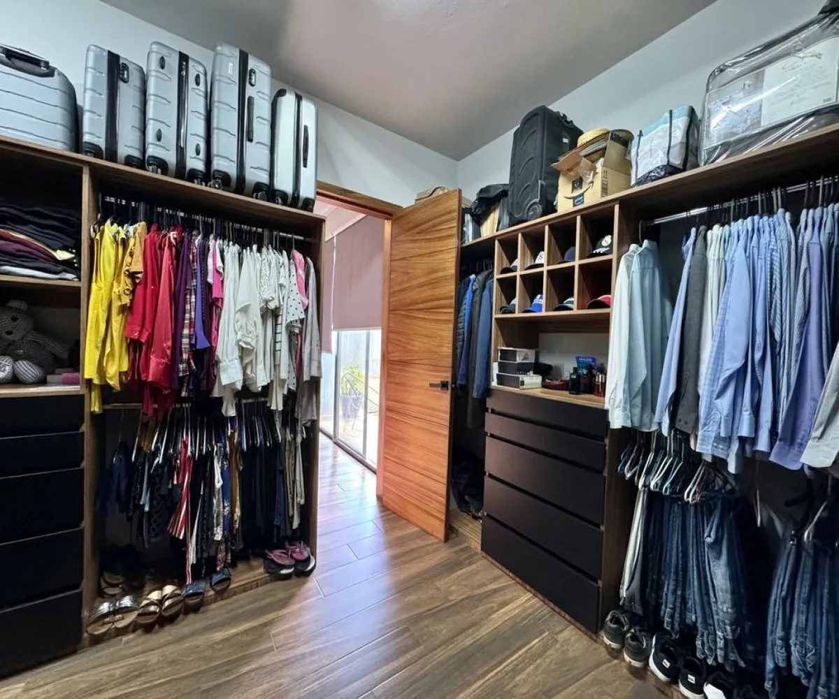 Casa En Venta,Hacienda de San Juan,Avenida General Ramón Corona 2500, Zapopan, Jalisco 45134, 5 Habitaciones,5 Baños,Avenida General Ramón Corona,2,p5aHmeD