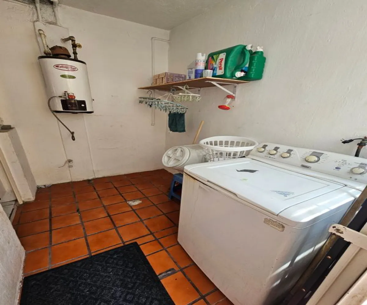 Casa En Venta,Atlas,Calle Río La Barca 1529, Guadalajara, Jalisco 44870, 2 Habitaciones,1 Baño,Calle Río La Barca,2,pS502H3