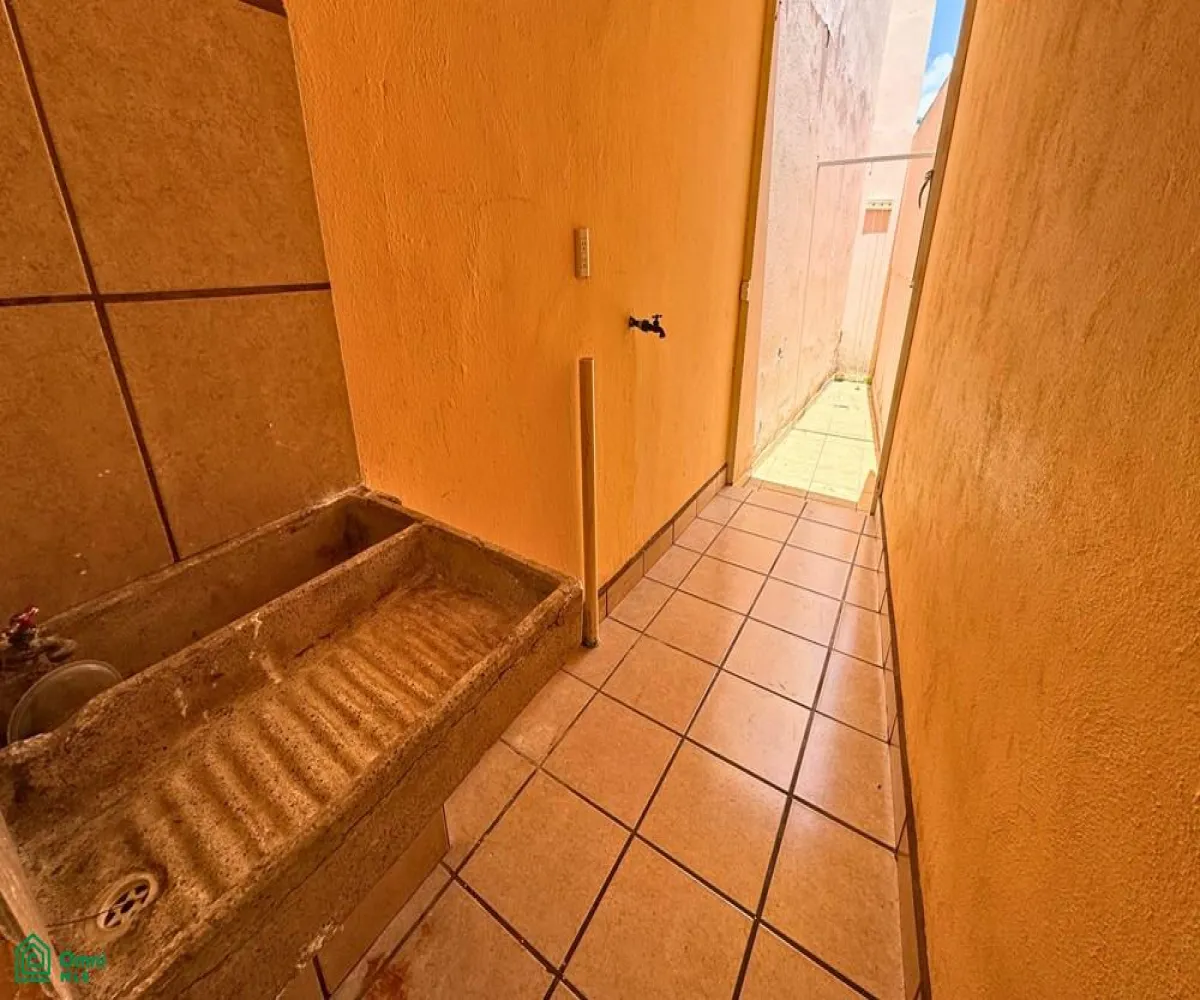 Casa En Venta,Fraccionamiento Albaterra,Rio Eufrates 80, Zapopan, Jalisco 45200, 2 Habitaciones,1 Baño,Rio Eufrates,2,MX25991906