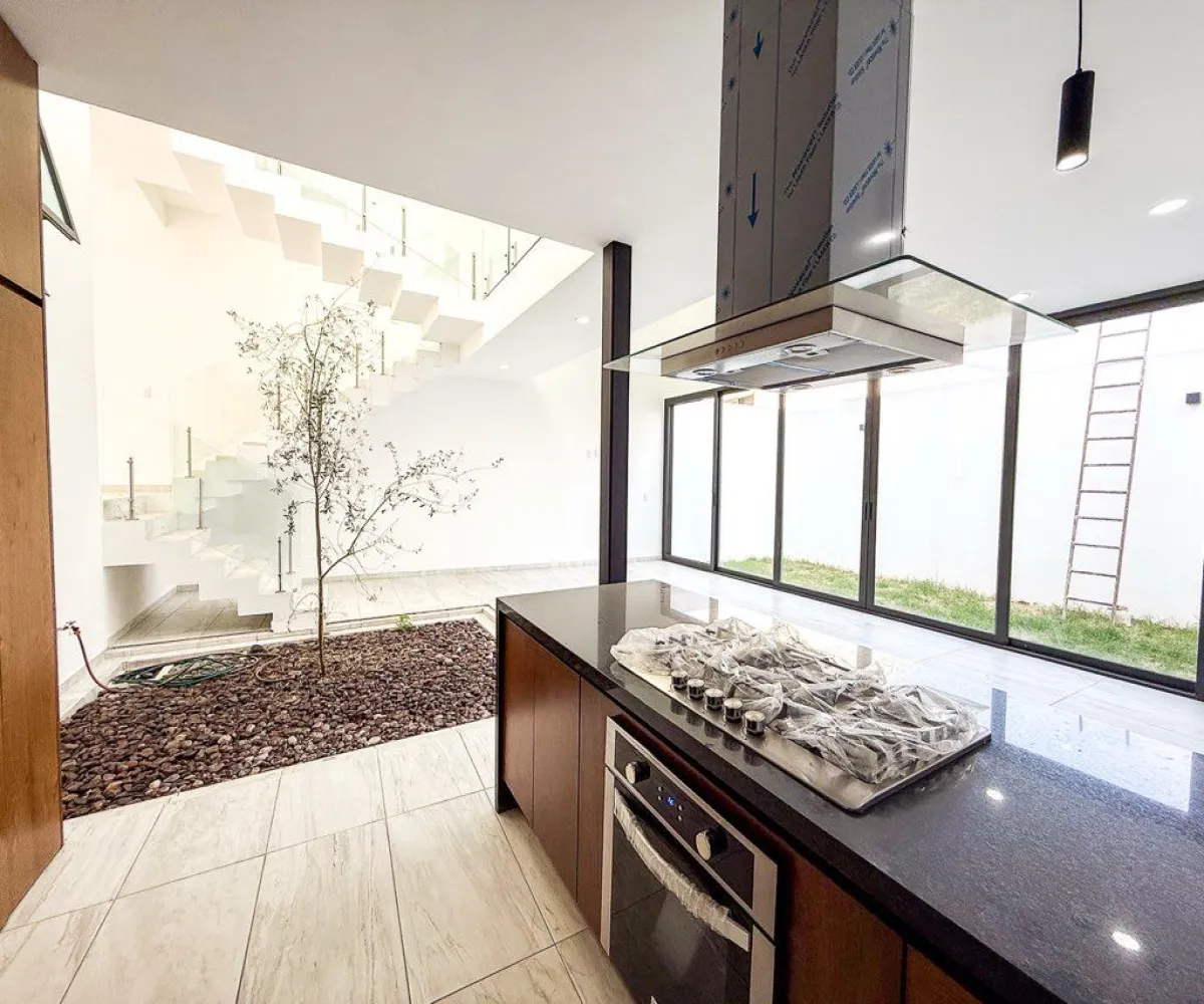 Casa En Venta,Valle imperial coto romano 2 ,Boulevard Valle Imperial 98 89, Zapopan, Jalisco 45134, 4 Habitaciones,4 Baños,Boulevard Valle Imperial,1,pC3miUo