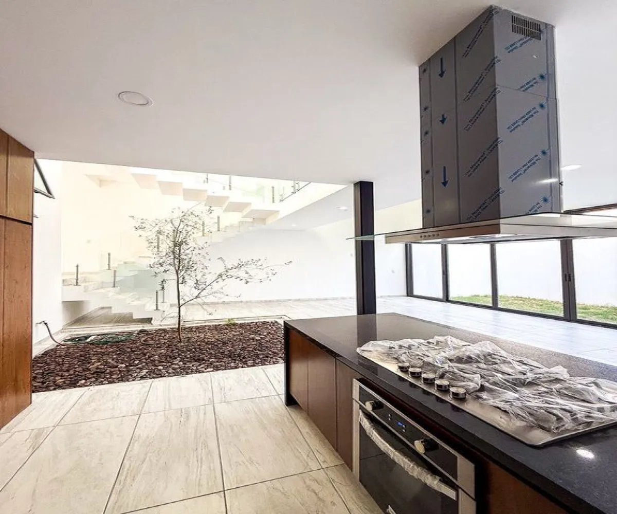 Casa En Venta,Valle imperial coto romano 2 ,Boulevard Valle Imperial 98 89, Zapopan, Jalisco 45134, 4 Habitaciones,4 Baños,Boulevard Valle Imperial,1,pC3miUo