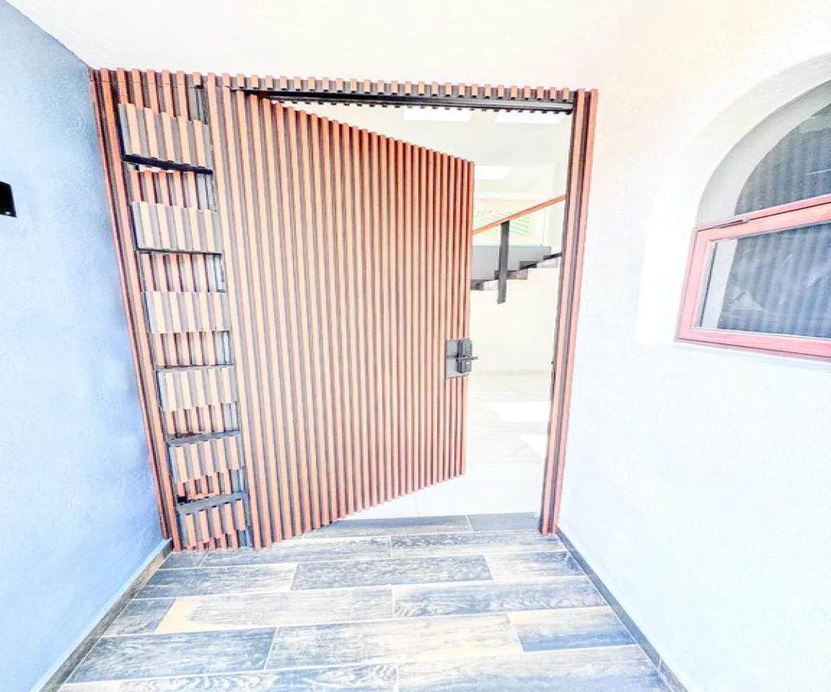 Casa En Venta,Virreyes ,Avenida Naciones Unidas S/N 5863, Zapopan, Jalisco 45110, 3 Habitaciones,4 Baños,Avenida Naciones Unidas,2,pme8OKn