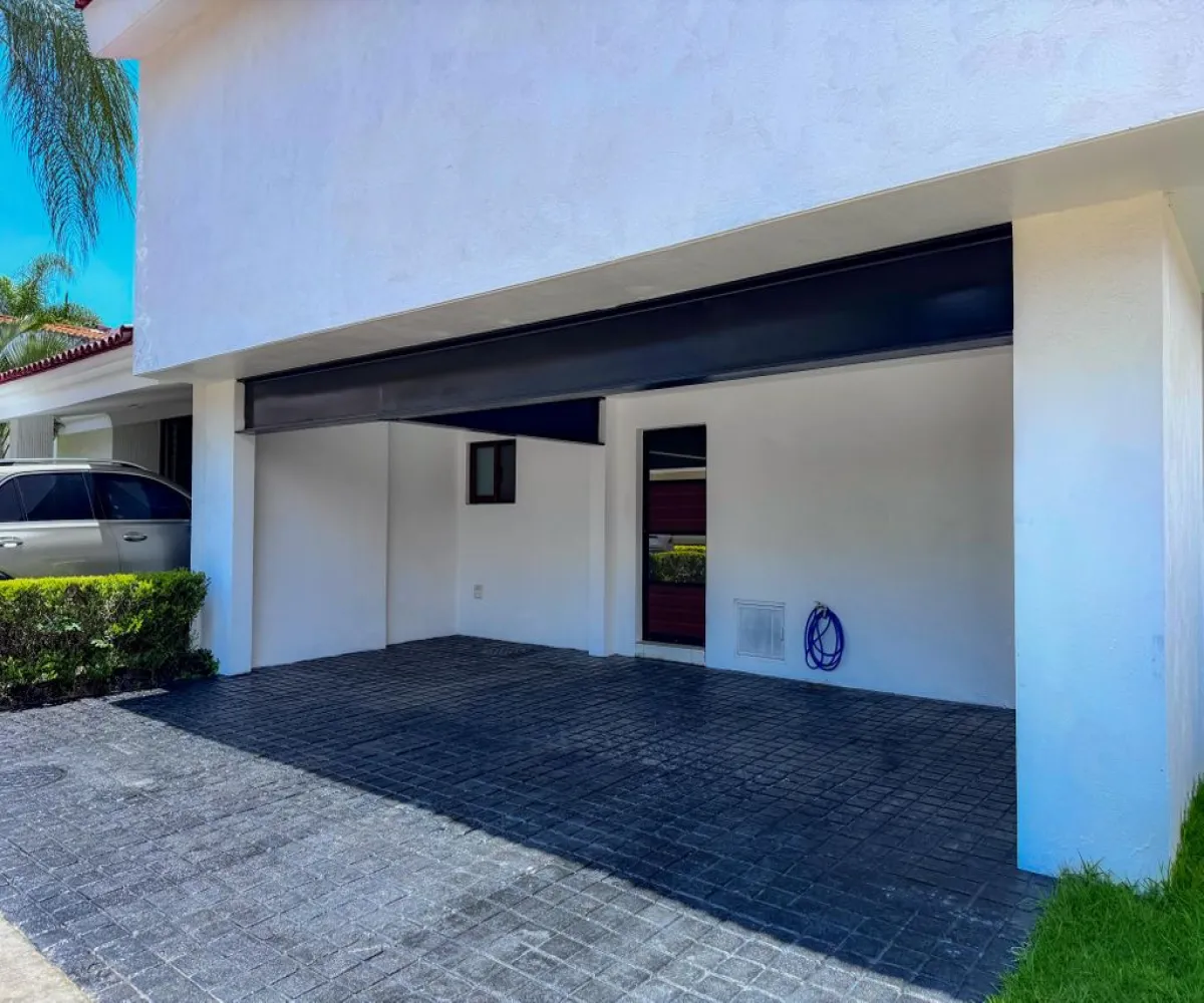 Casa En Venta,Virreyes ,Avenida Naciones Unidas S/N 5863, Zapopan, Jalisco 45110, 3 Habitaciones,4 Baños,Avenida Naciones Unidas,2,pme8OKn