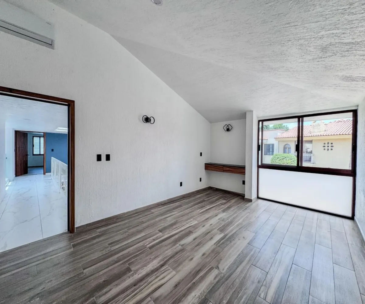 Casa En Venta,Virreyes ,Avenida Naciones Unidas S/N 5863, Zapopan, Jalisco 45110, 3 Habitaciones,4 Baños,Avenida Naciones Unidas,2,pme8OKn