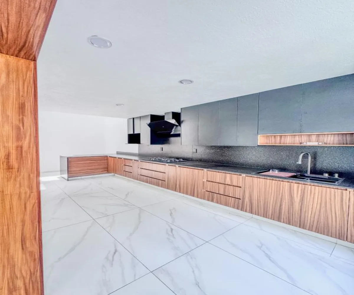 Casa En Venta,Virreyes ,Avenida Naciones Unidas S/N 5863, Zapopan, Jalisco 45110, 3 Habitaciones,4 Baños,Avenida Naciones Unidas,2,pme8OKn