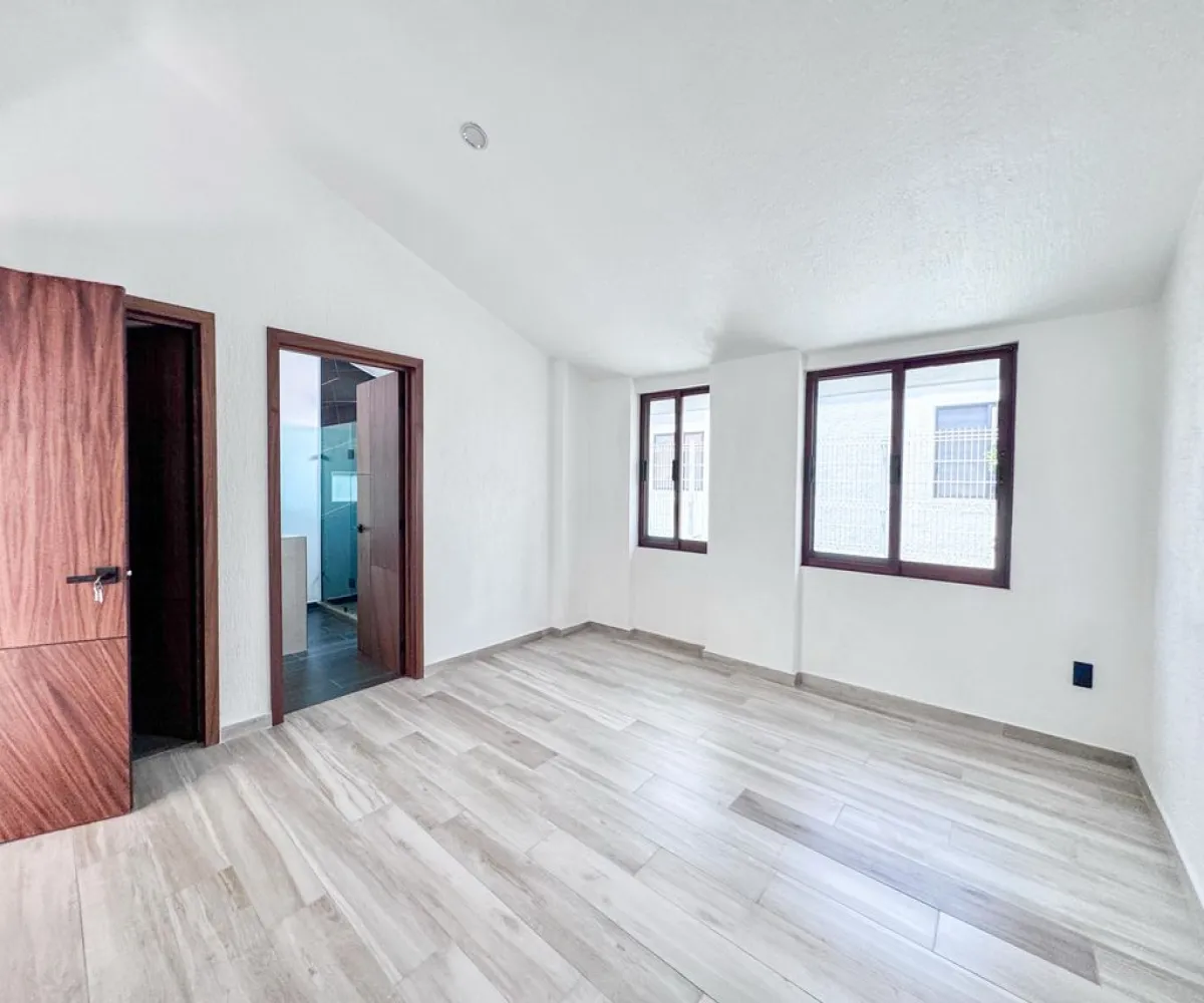 Casa En Venta,Virreyes ,Avenida Naciones Unidas S/N 5863, Zapopan, Jalisco 45110, 3 Habitaciones,4 Baños,Avenida Naciones Unidas,2,pme8OKn