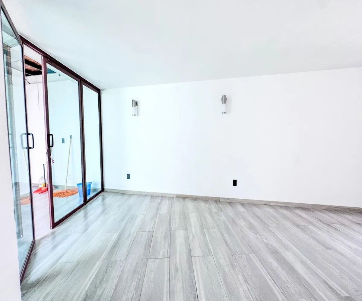 Casa En Venta,Virreyes ,Avenida Naciones Unidas S/N 5863, Zapopan, Jalisco 45110, 3 Habitaciones,4 Baños,Avenida Naciones Unidas,2,pme8OKn