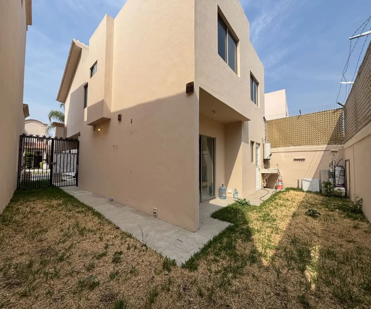 Casa En Venta,Paseo de la Jolla 1, Tlajomulco de Zúñiga, Jalisco 45645, 3 Habitaciones,2 Baños,Paseo de la Jolla,2,pg3GKv4