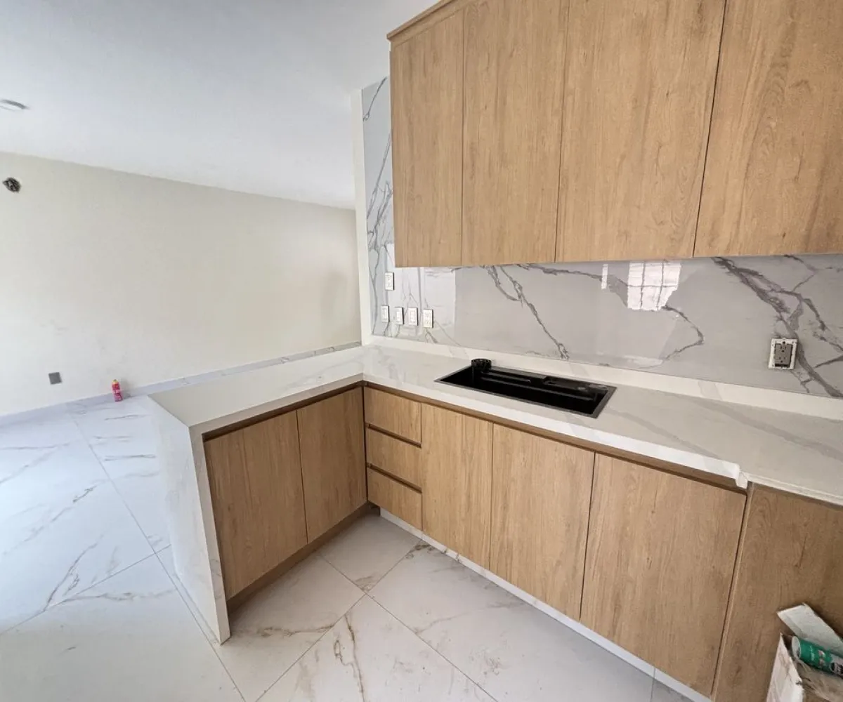 Casa En Venta,Paseo de la Jolla 1, Tlajomulco de Zúñiga, Jalisco 45645, 3 Habitaciones,2 Baños,Paseo de la Jolla,2,pg3GKv4