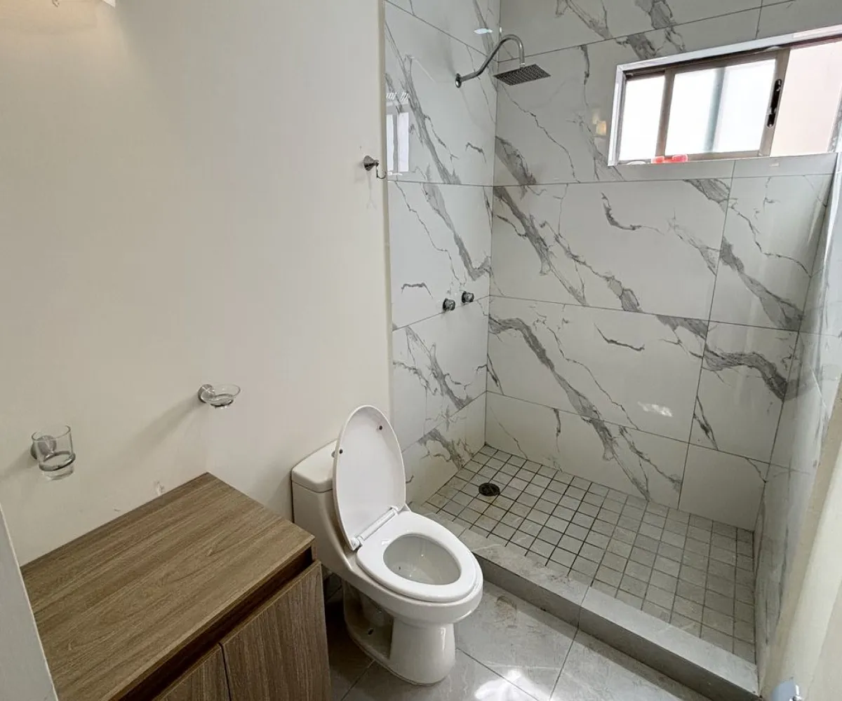 Casa En Venta,Paseo de la Jolla 1, Tlajomulco de Zúñiga, Jalisco 45645, 3 Habitaciones,2 Baños,Paseo de la Jolla,2,pg3GKv4