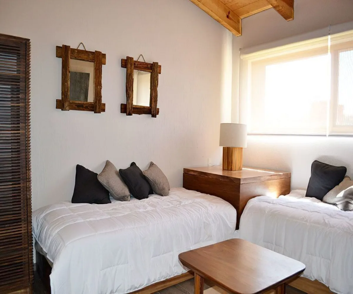 Casa En Venta,Valle del Lago, Tapalpa,carretera Tapalpa – Chiquilistlan km 4, C S/N 3, Tapalpa, Jalisco 49340, 4 Habitaciones,4 Baños,carretera Tapalpa – Chiquilistlan km 4, C,1,pRBgm6K