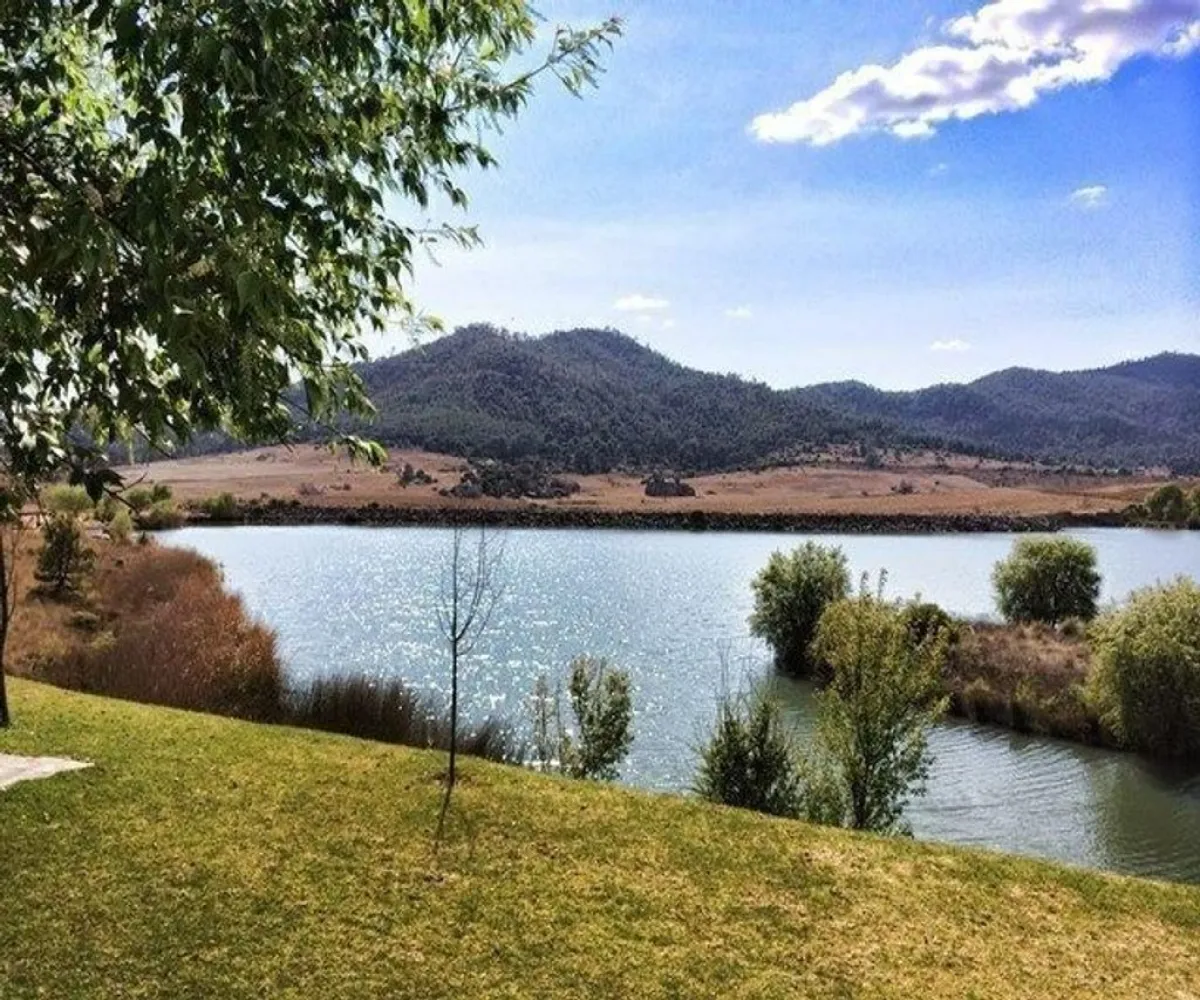 Casa En Venta,Valle del Lago, Tapalpa,carretera Tapalpa – Chiquilistlan km 4, C S/N 3, Tapalpa, Jalisco 49340, 4 Habitaciones,4 Baños,carretera Tapalpa – Chiquilistlan km 4, C,1,pRBgm6K