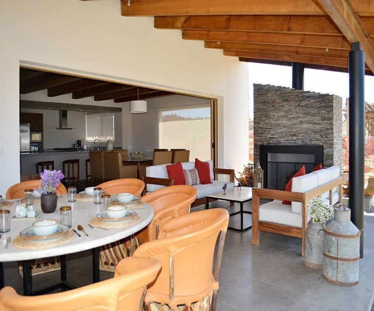 Casa En Venta,Valle del Lago, Tapalpa,carretera Tapalpa – Chiquilistlan km 4, C S/N 3, Tapalpa, Jalisco 49340, 4 Habitaciones,4 Baños,carretera Tapalpa – Chiquilistlan km 4, C,1,pRBgm6K