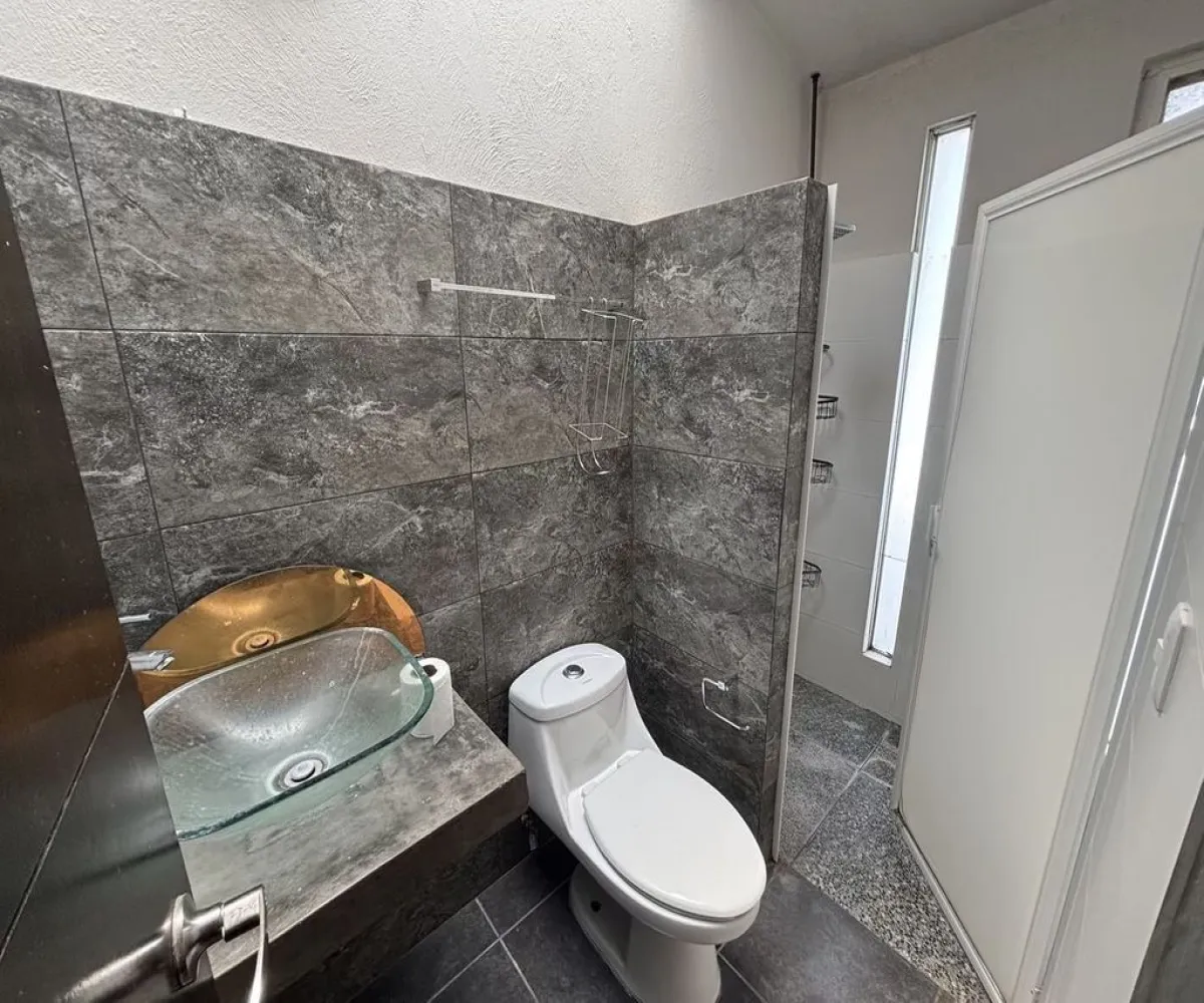 Casa En Venta,Casa Fuerte,Avenida Casa Fuerte 1, Tlajomulco de Zúñiga, Jalisco 45645, 2 Habitaciones,2 Baños,Avenida Casa Fuerte,2,p6L3o3L