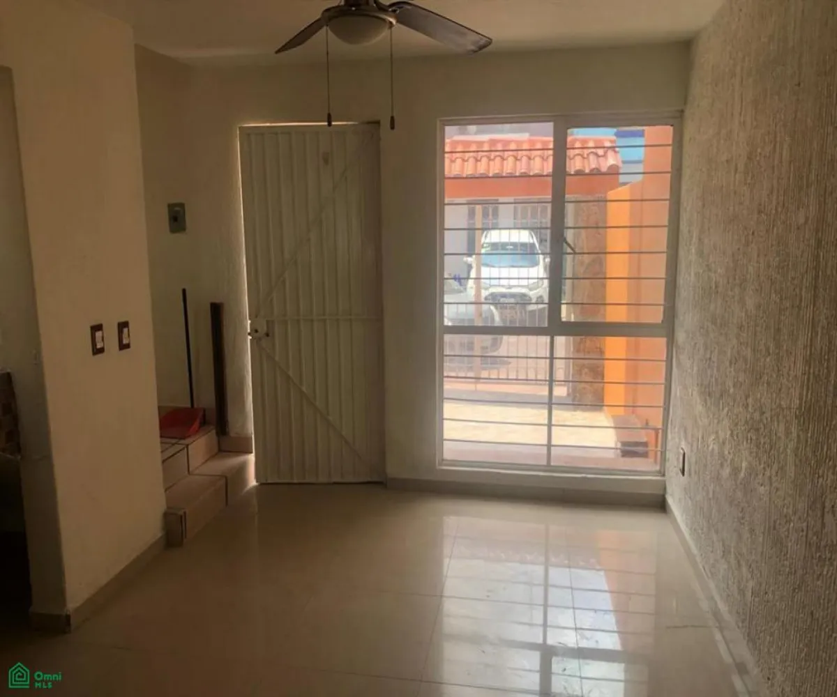 Casa En Venta,Parques de Colon,Isla Mexcaltitán 4721 - 28, Tlaquepaque, Jalisco 45608, 2 Habitaciones,2 Baños,Isla Mexcaltitán,2,MX25993024